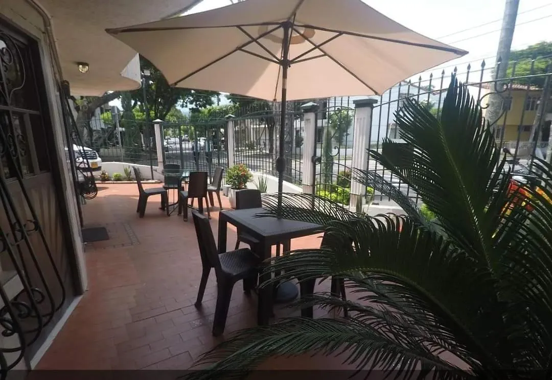 Casa Hotel Flor Del Valle Cali Guest house